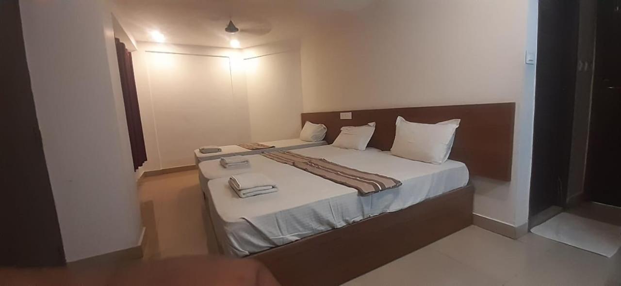 Plaza Tourist Home كانور المظهر الخارجي الصورة