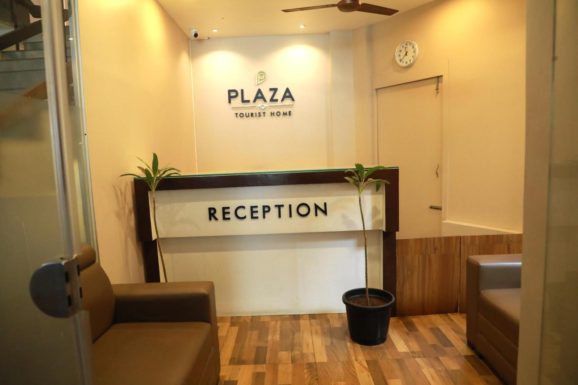 Plaza Tourist Home كانور المظهر الخارجي الصورة